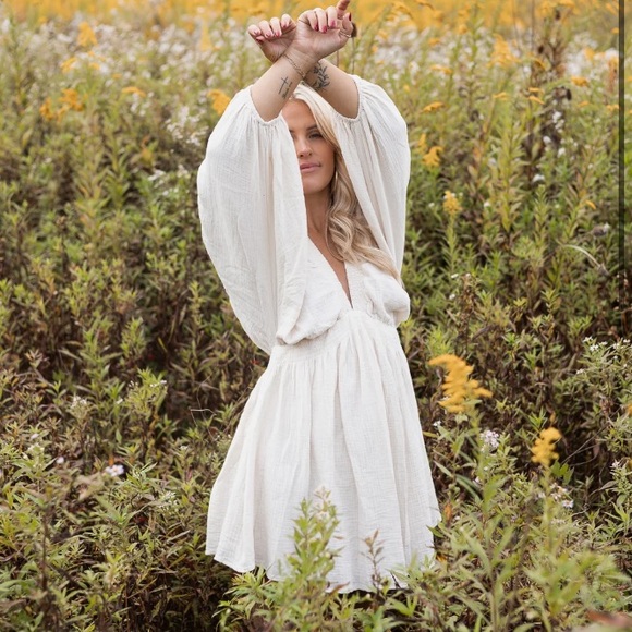 ShopIvoryBuck Sunday Brunch Linen Mini Dress Size L in Cream - NWT✨ - Picture 4 of 9